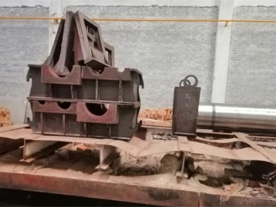 特大型打砂設備，對所有特大型金屬件表面打砂清除表面雜質